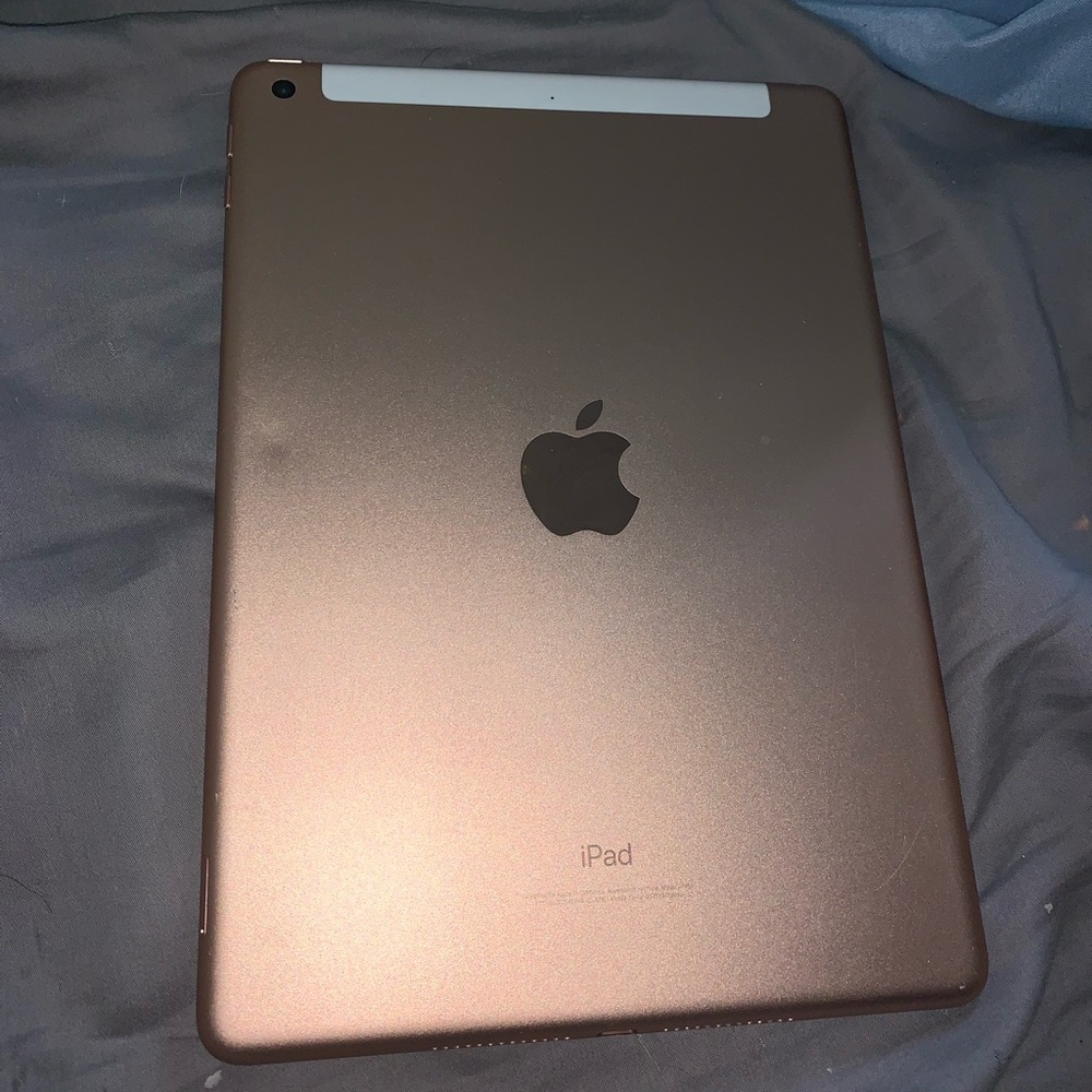 iPad 6th Gen